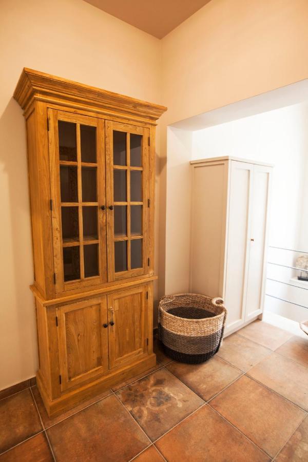 Bentzi Boutique Apartment 4 Athen Eksteriør billede